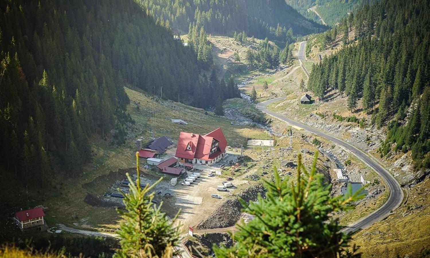 Hotel Paraul Capra Cumpana  Экстерьер фото
